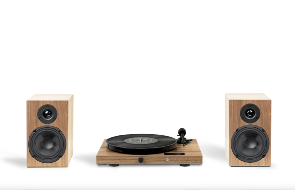 Pro-Ject Juke Box E1 HiFi Set, tornamesasa, tocadiscos, altavoces librero, altavoz, set todo en uno, vinilo, música, sonido, hi-fi, High end, alta fidelidad, San Pablo Heredia Costa Rica